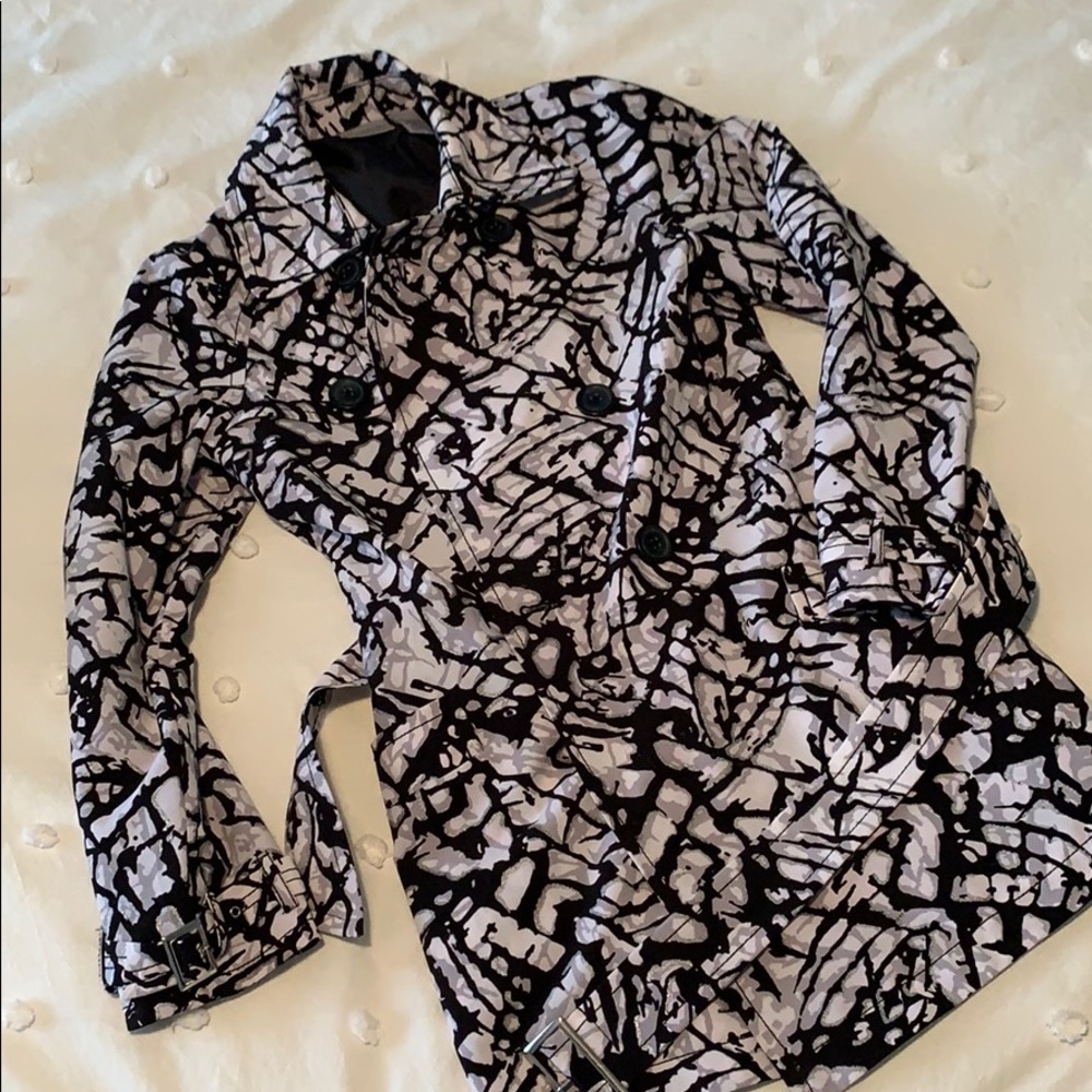 Black and white light jacket